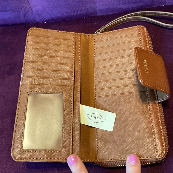 Brand new Fossil Madison zip clutch in multicolored leather  😍😍😍 - Picture 10 of 14